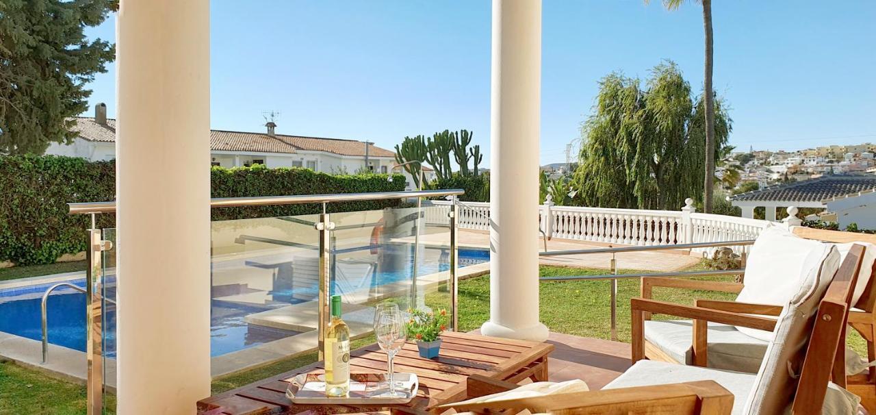 Golden Villa Costa Del Sol - Big Private Pool - Bbq - Good Location ฟูเอนฮิโรลา ภายนอก รูปภาพ
