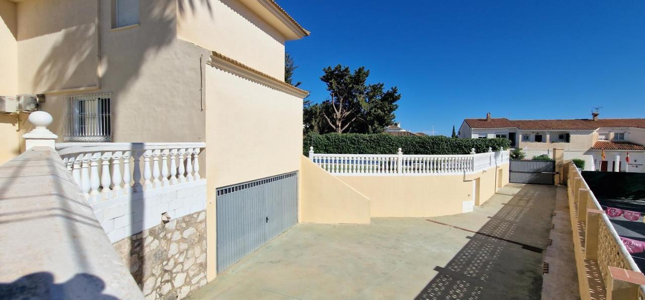 Golden Villa Costa Del Sol - Big Private Pool - Bbq - Good Location ฟูเอนฮิโรลา ภายนอก รูปภาพ