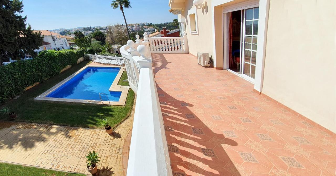 Golden Villa Costa Del Sol - Big Private Pool - Bbq - Good Location ฟูเอนฮิโรลา ภายนอก รูปภาพ