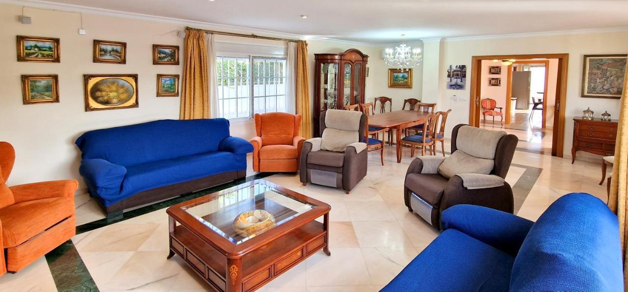 Golden Villa Costa Del Sol - Big Private Pool - Bbq - Good Location ฟูเอนฮิโรลา ภายนอก รูปภาพ